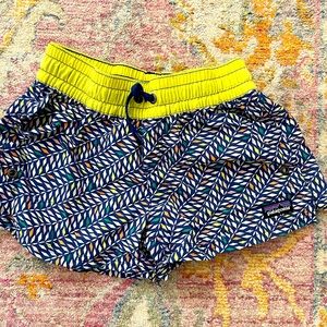 Girls Patagonia Baggie shorts